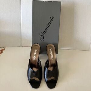Vintage Siamanto Black Leather Heels Sz.8 New